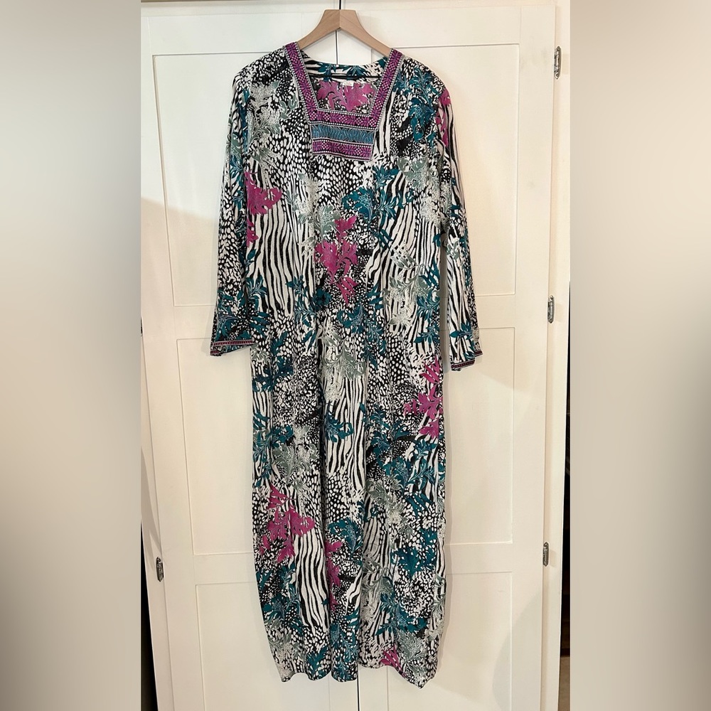 Beautiful lightweight XL Kaftan Abaya Maxi Dress
